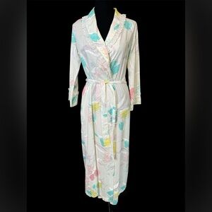 Vintage 80’s Cotton Dobby Robe Size M White Large Floral Print Lace Trim